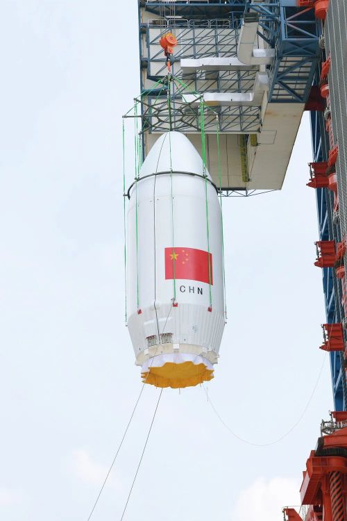 長(zhǎng)四乙火箭成功發(fā)射遙感四十三號(hào)02組衛(wèi)星(圖1)
