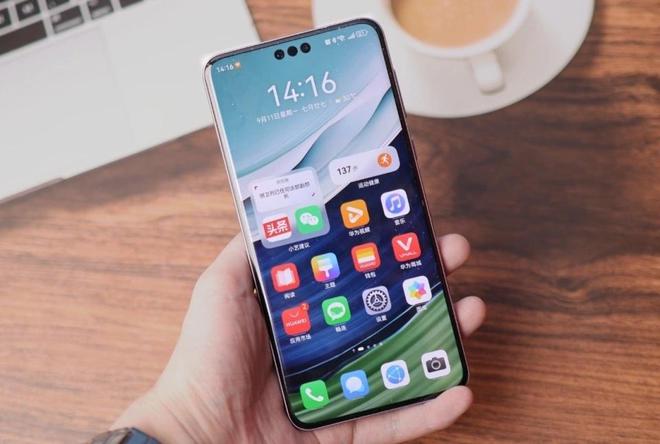 為什么有人寧愿買華為Mate60Pro也不買Mate70？六